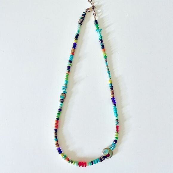 Gorgeous, unique Riverstone semi-precious beaded necklace, 15 inches adjustable. - Picture 2 of 7